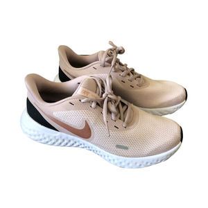 Nike Women's Revolution 5 Running Shoes Barely Rose Pink Sneakers 7.5